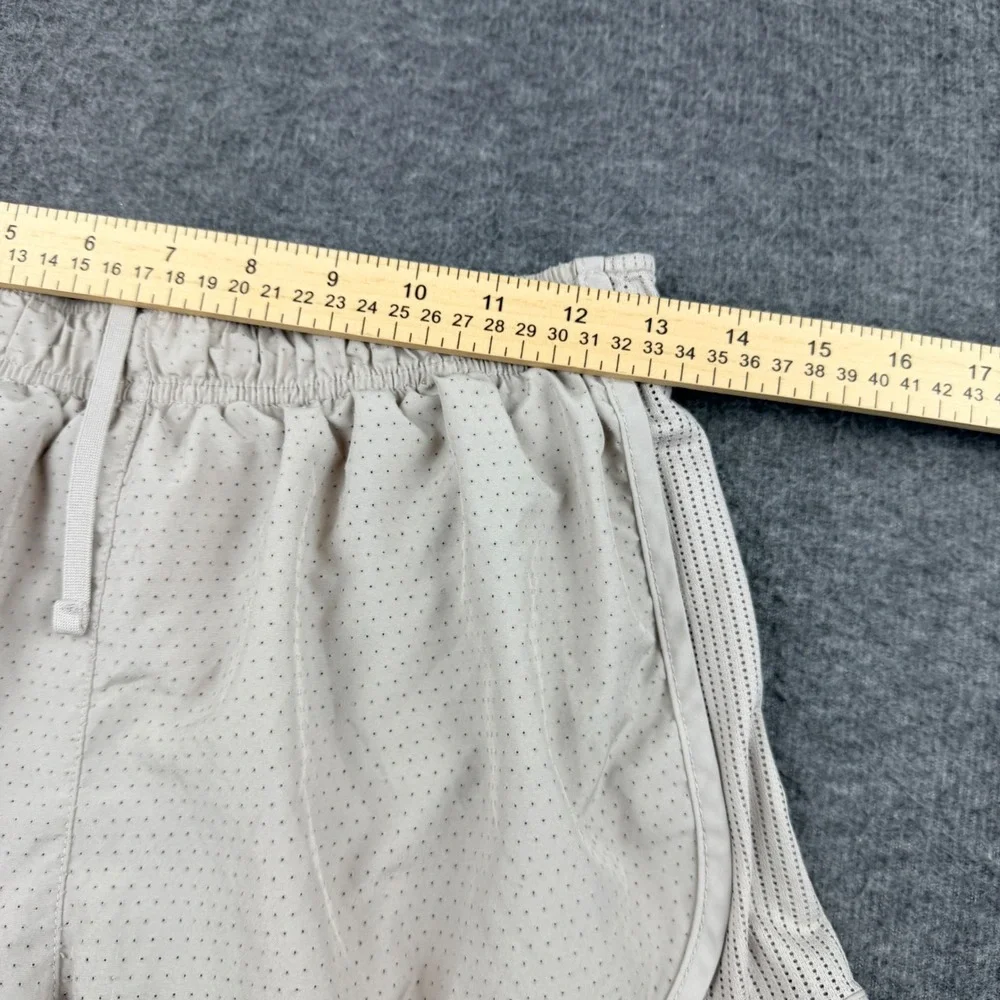 Nike Running Shorts Womens Size‎ M Beige Dri-FIT Perforated Tempo CI1764-286